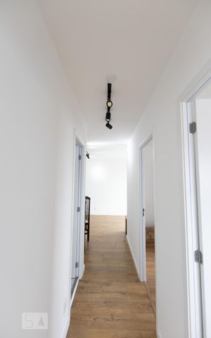 Apartamento à venda com 65m², 3 quartos e 1 vaga Apartamento à venda com 65m², 3 quartos e 1 vagaCorredor