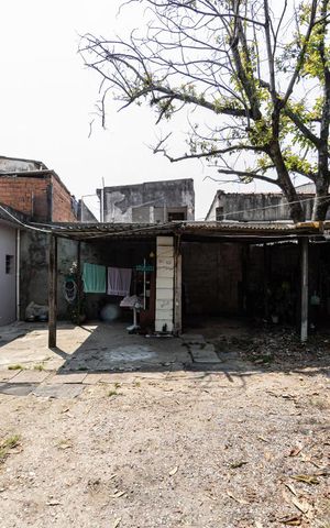 Casa para alugar com 100m², 1 quarto e sem vaga Casa para alugar com 100m², 1 quarto e sem vagaTerreno
