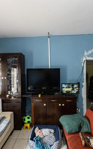 Casa para alugar com 100m², 1 quarto e sem vaga Casa para alugar com 100m², 1 quarto e sem vagaSala
