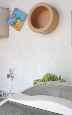 Casa à venda com 500m², 2 quartos e 1 vagalavanderia 