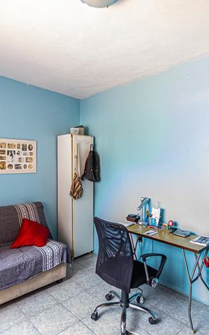 Casa à venda com 192m², 4 quartos e 3 vagas Casa à venda com 192m², 4 quartos e 3 vagasQuarto 3