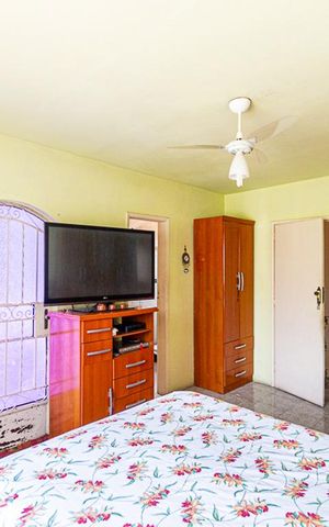 Casa à venda com 192m², 4 quartos e 3 vagas Casa à venda com 192m², 4 quartos e 3 vagasSuite