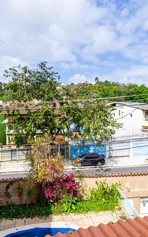 Casa à venda com 192m², 4 quartos e 3 vagas Casa à venda com 192m², 4 quartos e 3 vagasVista da Suite