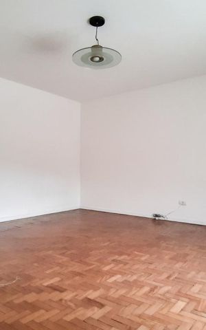 Casa à venda com 190m², 3 quartos e 2 vagas Casa à venda com 190m², 3 quartos e 2 vagasSuíte