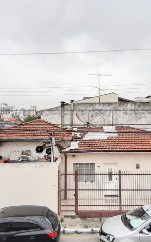 Casa à venda com 190m², 3 quartos e 2 vagas Casa à venda com 190m², 3 quartos e 2 vagasVista da Varanda da Suíte