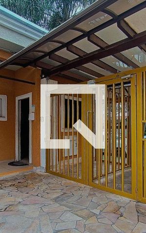 Apartamento à venda com 70m², 2 quartos e 1 vaga Apartamento à venda com 70m², 2 quartos e 1 vagaFachada e portaria