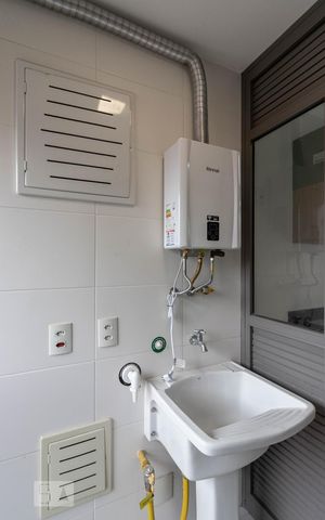 Apartamento para alugar com 95m², 2 quartos e 2 vagas Apartamento para alugar com 95m², 2 quartos e 2 vagasÁrea de serviço