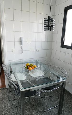 Apartamento à venda com 170m², 3 quartos e 3 vagas Apartamento à venda com 170m², 3 quartos e 3 vagascozinha