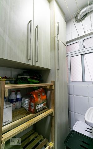 Apartamento à venda com 65m², 3 quartos e 1 vagaÁrea de Serviço