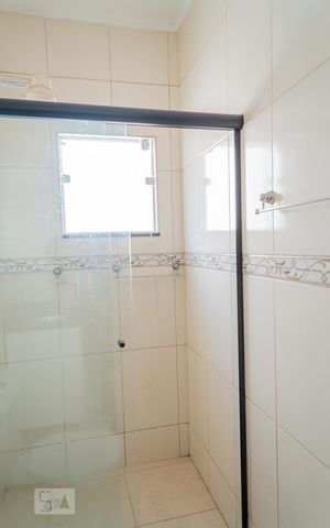 Casa de condomínio à venda com 109m², 2 quartos e 3 vagas Casa de condomínio à venda com 109m², 2 quartos e 3 vagasBanheiro da Suíte 2