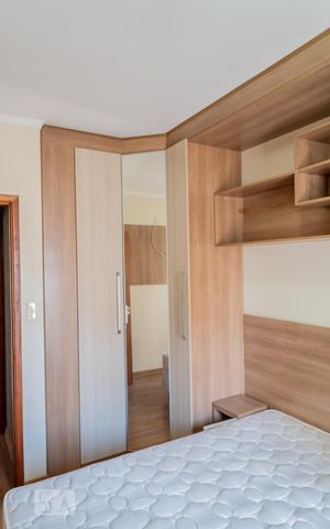Casa de condomínio à venda com 109m², 2 quartos e 3 vagas Casa de condomínio à venda com 109m², 2 quartos e 3 vagasArmário