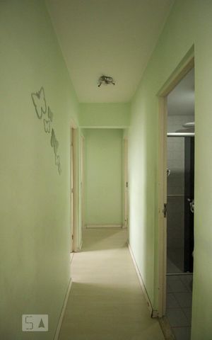 Apartamento à venda com 72m², 3 quartos e 1 vagaCorredor
