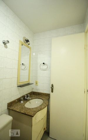 Apartamento à venda com 72m², 3 quartos e 1 vagaBanheiro