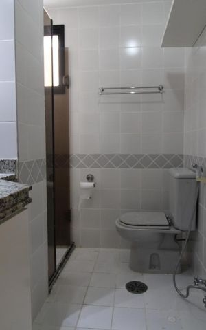 Apartamento à venda com 93m², 3 quartos e 2 vagasBanheiro da Suíte