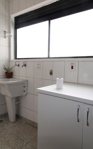 Apartamento à venda com 93m², 3 quartos e 2 vagasLavanderia