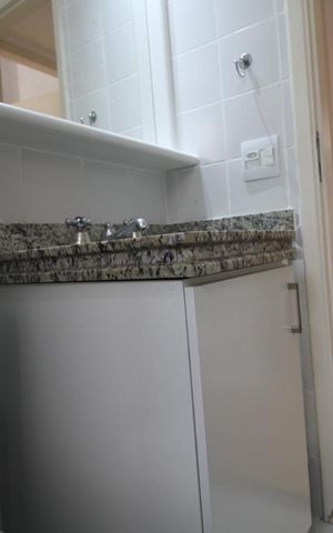 Apartamento à venda com 93m², 3 quartos e 2 vagasBanheiro