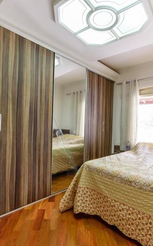 Casa para alugar com 295m², 5 quartos e 3 vagas Casa para alugar com 295m², 5 quartos e 3 vagasSuíte