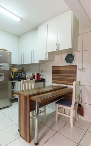 Casa para alugar com 295m², 5 quartos e 3 vagas Casa para alugar com 295m², 5 quartos e 3 vagasCozinha