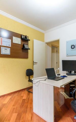 Casa para alugar com 295m², 5 quartos e 3 vagas Casa para alugar com 295m², 5 quartos e 3 vagasEscritório
