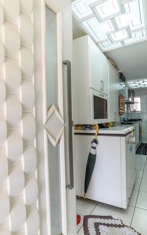 Casa para alugar com 295m², 5 quartos e 3 vagas Casa para alugar com 295m², 5 quartos e 3 vagasCozinha