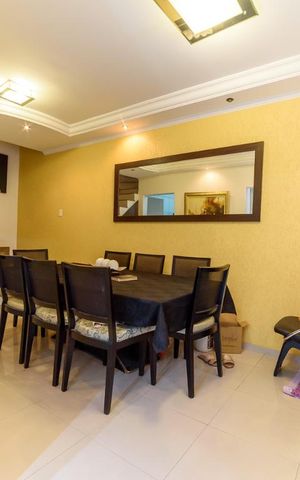 Casa para alugar com 295m², 5 quartos e 3 vagas Casa para alugar com 295m², 5 quartos e 3 vagasSala de Jantar