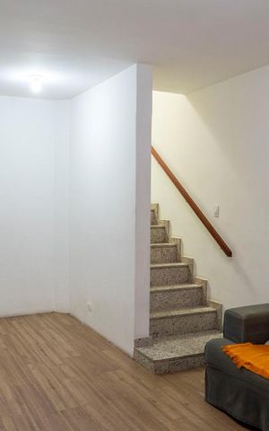 Casa à venda com 118m², 3 quartos e 3 vagasSala