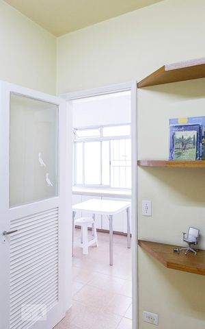 Apartamento à venda com 147m², 3 quartos e sem vaga Apartamento à venda com 147m², 3 quartos e sem vagaQuarto de Serviço