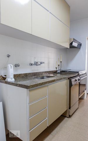 Apartamento à venda com 147m², 3 quartos e sem vaga Apartamento à venda com 147m², 3 quartos e sem vagaCozinha