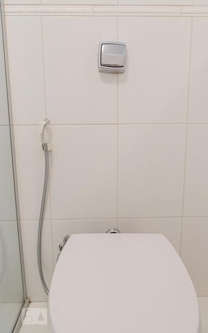 Apartamento à venda com 147m², 3 quartos e sem vaga Apartamento à venda com 147m², 3 quartos e sem vagaBanheiro 2