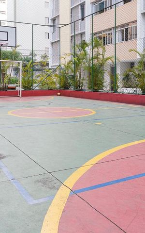Apartamento à venda com 147m², 3 quartos e sem vaga Apartamento à venda com 147m², 3 quartos e sem vagaQuadra Esportiva