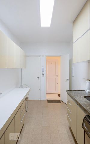 Apartamento à venda com 147m², 3 quartos e sem vaga Apartamento à venda com 147m², 3 quartos e sem vagaCozinha
