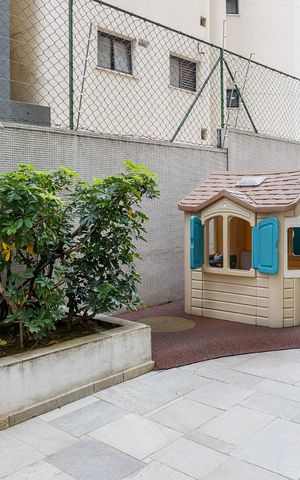 Apartamento à venda com 147m², 3 quartos e sem vaga Apartamento à venda com 147m², 3 quartos e sem vagaPlayground