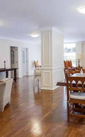 Apartamento à venda com 147m², 3 quartos e sem vaga Apartamento à venda com 147m², 3 quartos e sem vagaSalão de Festas