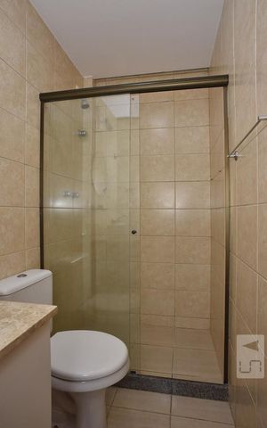 Casa de condomínio à venda com 255m², 4 quartos e 1 vagaBanheiro da Suíte 1