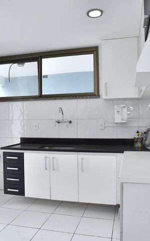 Casa de condomínio à venda com 255m², 4 quartos e 1 vagaCozinha