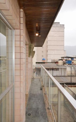 Apartamento para alugar com 98m², 2 quartos e 1 vagaVaranda