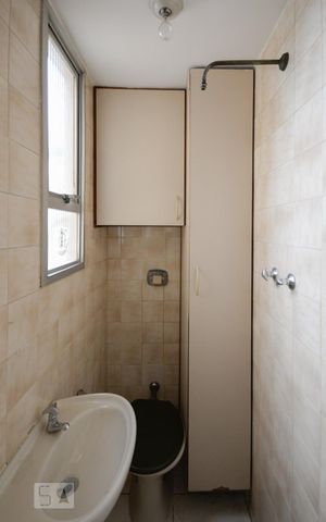 Apartamento para alugar com 98m², 2 quartos e 1 vagaBanheiro de Serviço