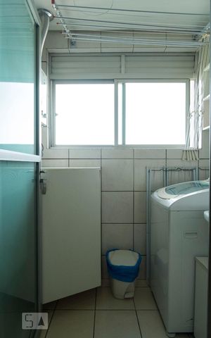 Apartamento para alugar com 65m², 2 quartos e 1 vagaÁrea de Serviço