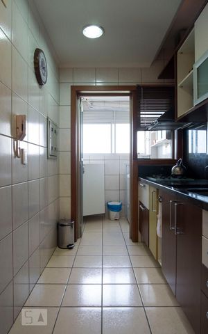 Apartamento para alugar com 65m², 2 quartos e 1 vagaCozinha