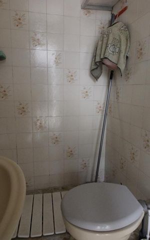 Casa à venda com 200m², 4 quartos e 5 vagasBanheiro 3
