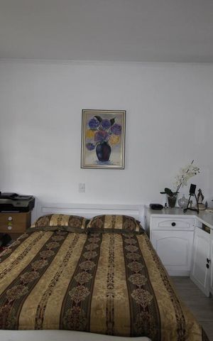 Casa à venda com 200m², 4 quartos e 5 vagasQuarto 2