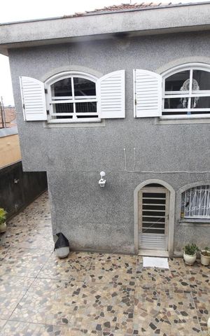 Casa à venda com 200m², 4 quartos e 5 vagasÁrea Externa