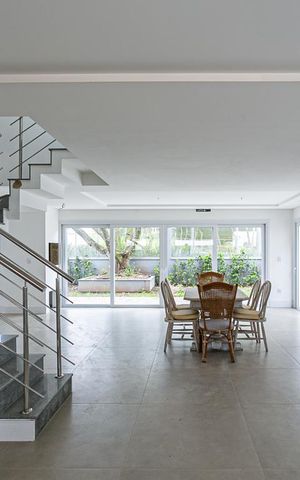 Casa de condomínio à venda com 397m², 3 quartos e 1 vagaSala