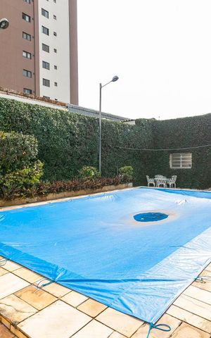 Casa à venda com 500m², 5 quartos e 2 vagasPiscina