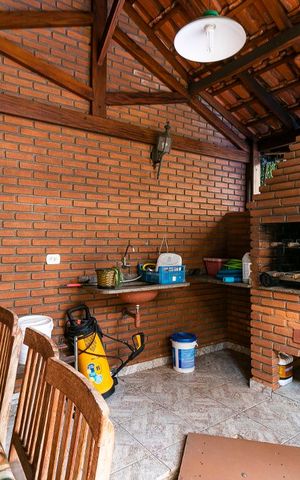 Casa à venda com 500m², 5 quartos e 2 vagasChurrasqueira