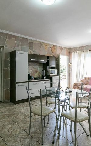 Casa à venda com 500m², 5 quartos e 2 vagasEdícula 