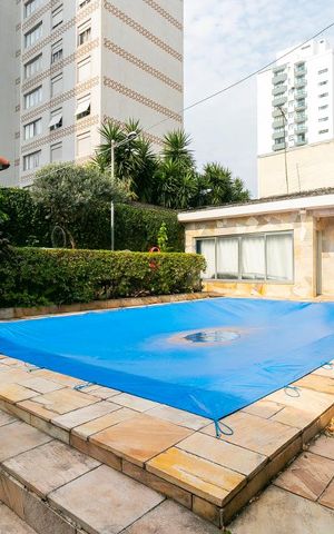 Casa à venda com 500m², 5 quartos e 2 vagasPiscina