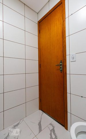 Apartamento à venda com 45m², 2 quartos e sem vaga Apartamento à venda com 45m², 2 quartos e sem vagaBanheiro