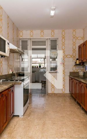 Apartamento à venda com 260m², 4 quartos e 2 vagas