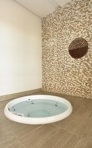 Apartamento à venda com 99m², 3 quartos e 2 vagasÁrea comum - spa - hidromassagem